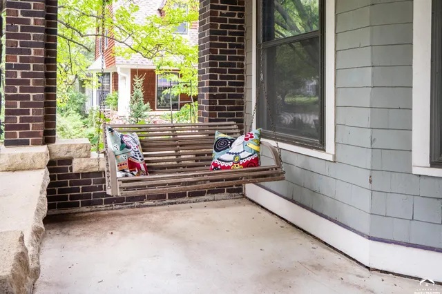 $824,900 | 734 Indiana Street, Lawrence, KS 66044