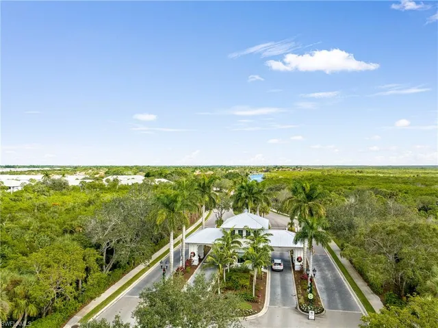 $3,900 | 9259 Museo Circle, Unit 7102, Naples, FL 34114