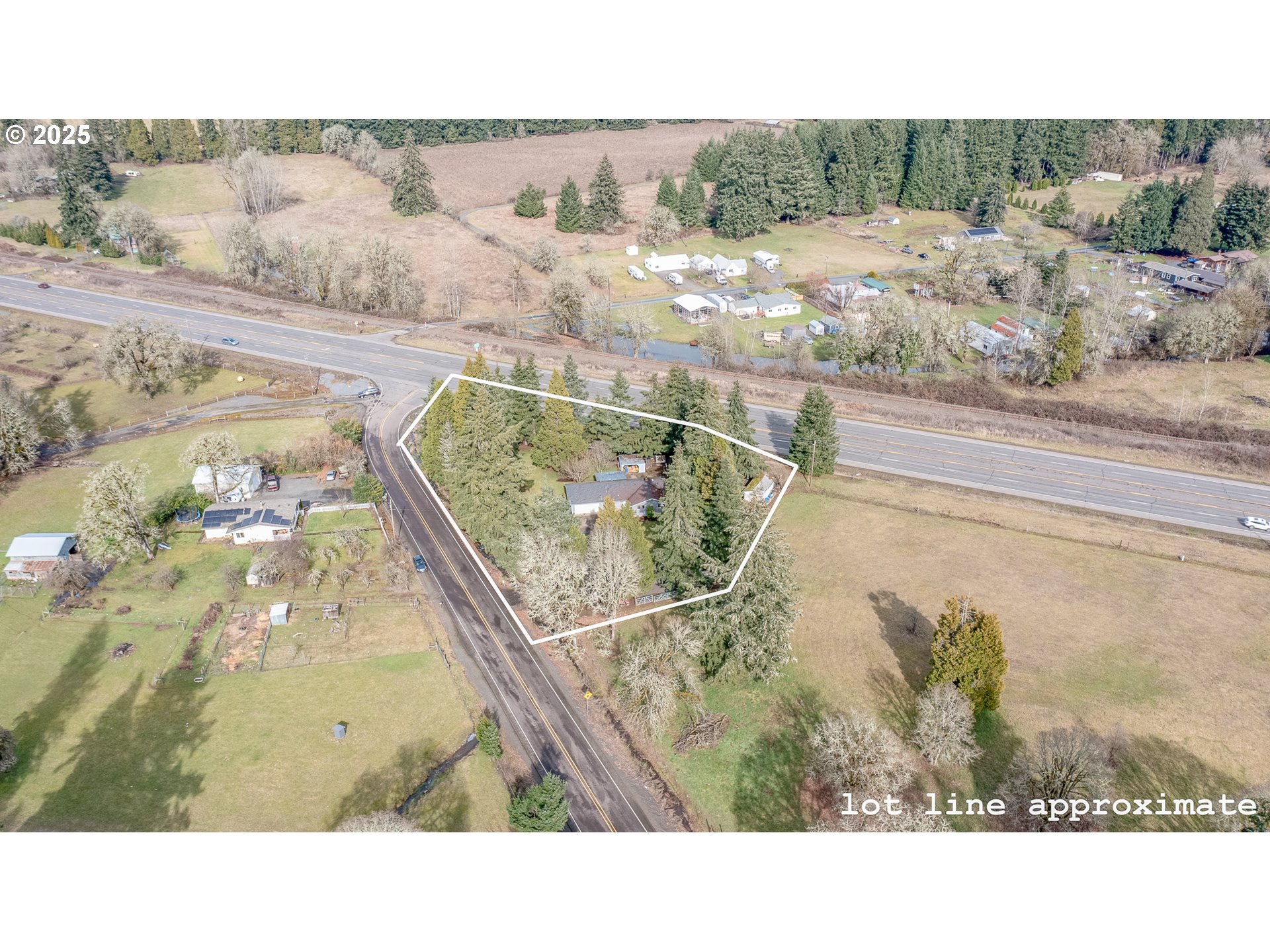 28271 Harmony Road Sweet Home, OR 97386 - Photo 27 of 27 Gallery Image 27