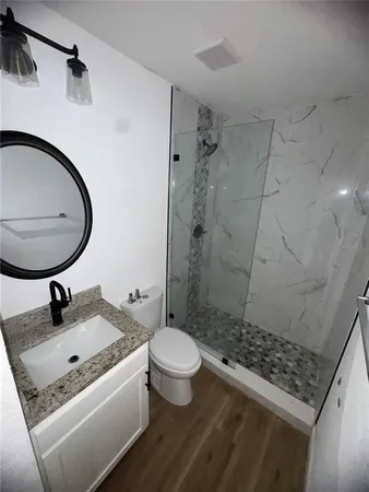 $1,995 | 905 North Center Street, Plant City, FL 33563