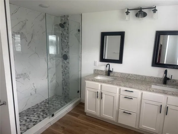 $1,995 | 905 North Center Street, Plant City, FL 33563