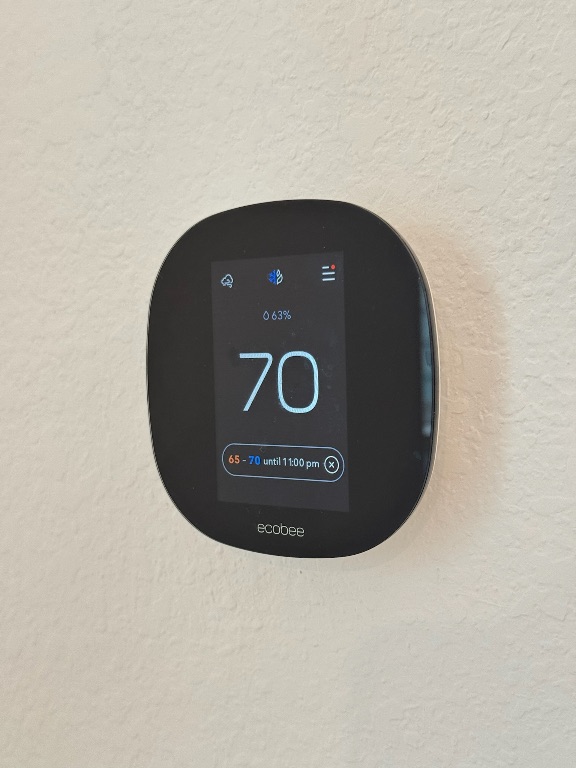 609 Terrier Trail Austin, TX 78745 - Photo 18 of 26 a view of cabinets