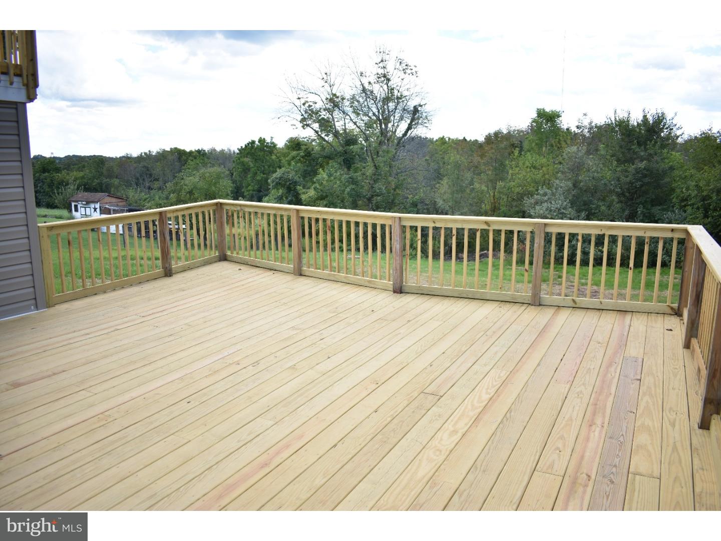 1332 Ridge Road Grantville, PA 17028 - Photo 16 of 19 Deck