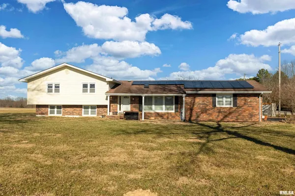 $285,000 | 14961 Laminack Road, Carterville, IL 62918