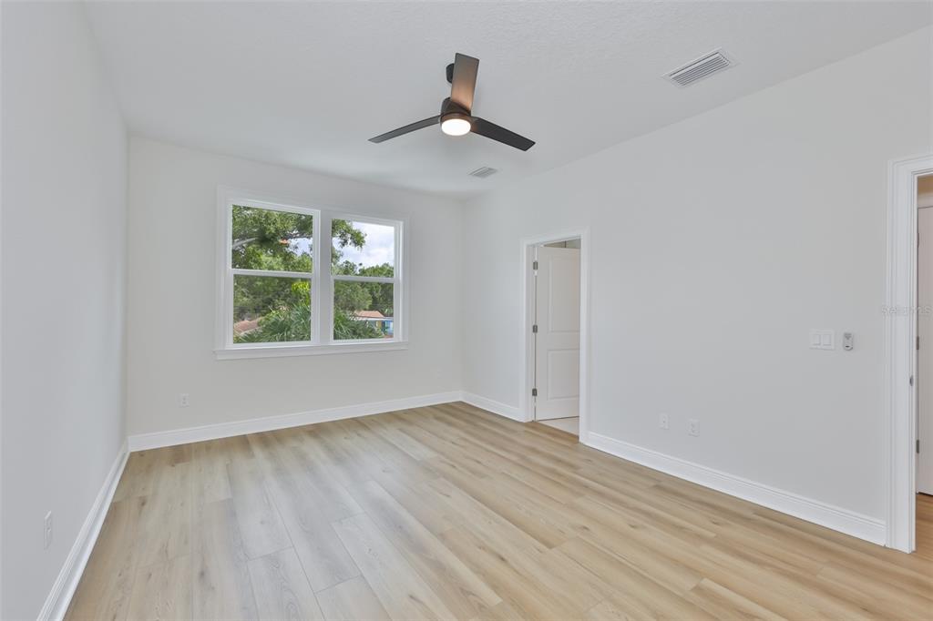 1913 West Beach Street Tampa, FL 33607 - Photo 17 of 36