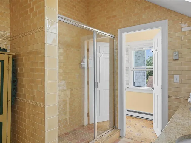 $4,150,000 | 20 Lincoln Street, Jamestown, RI 02835