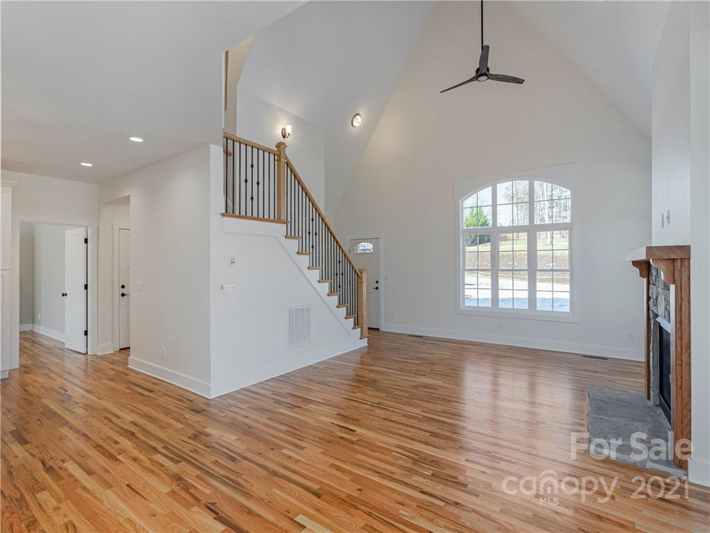 11 Jackson Meadow Road, Unit 3 Fletcher, NC 28732 - Photo 4 of 29 Gallery Image 4