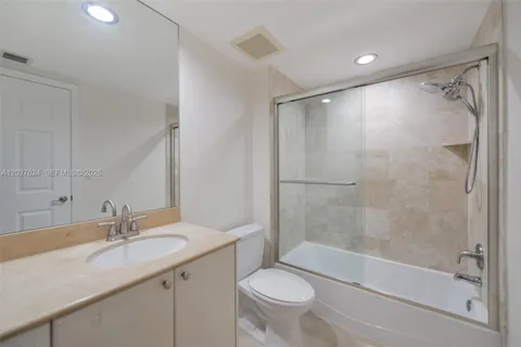 $599,999 | 1745 East Hallandale Beach Boulevard, Unit 1903W, Hallandale Beach, FL 33009