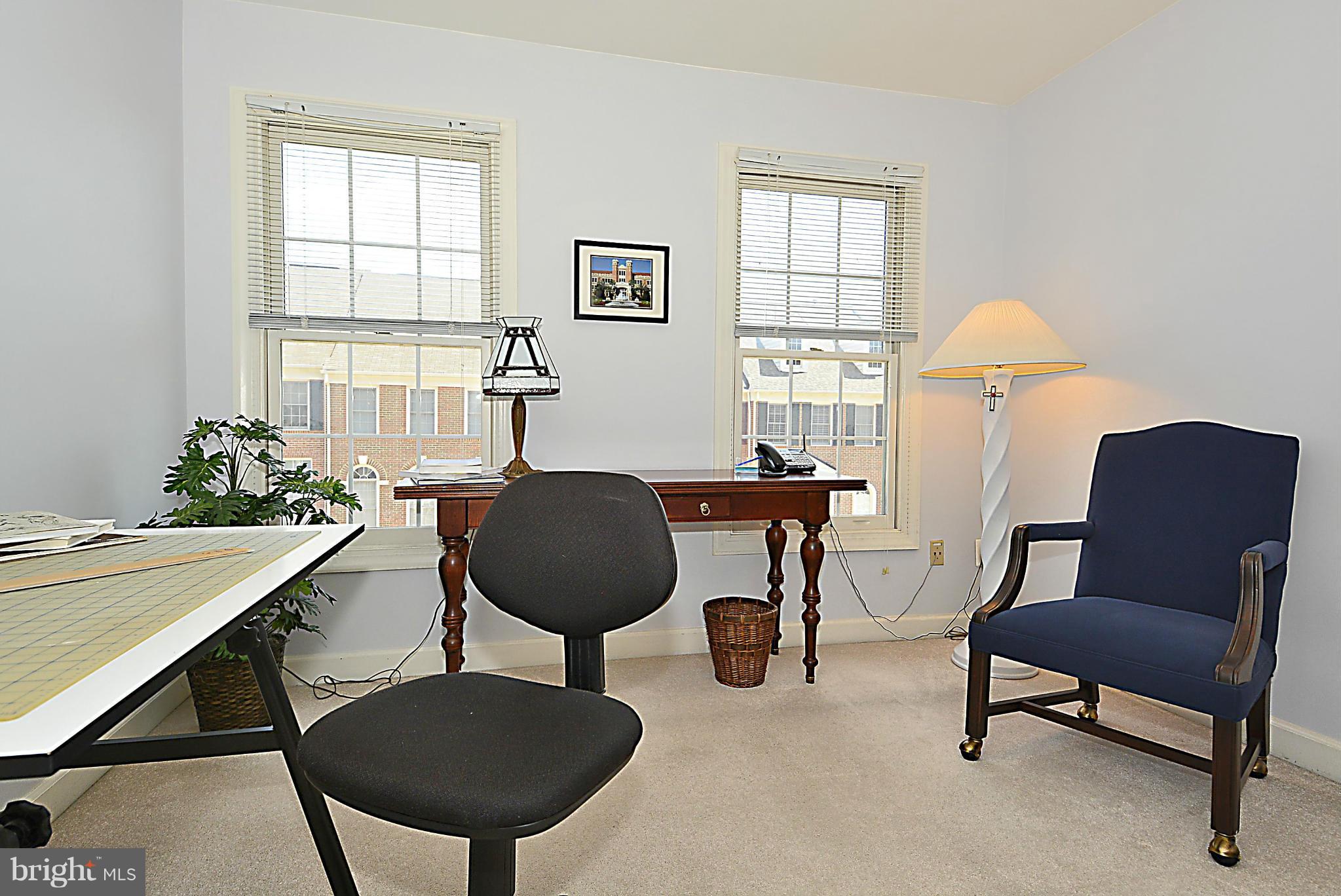 133 Roland Court Southwest, Unit 133 Vienna, VA 22180 - Photo 17 of 30 Bedroom