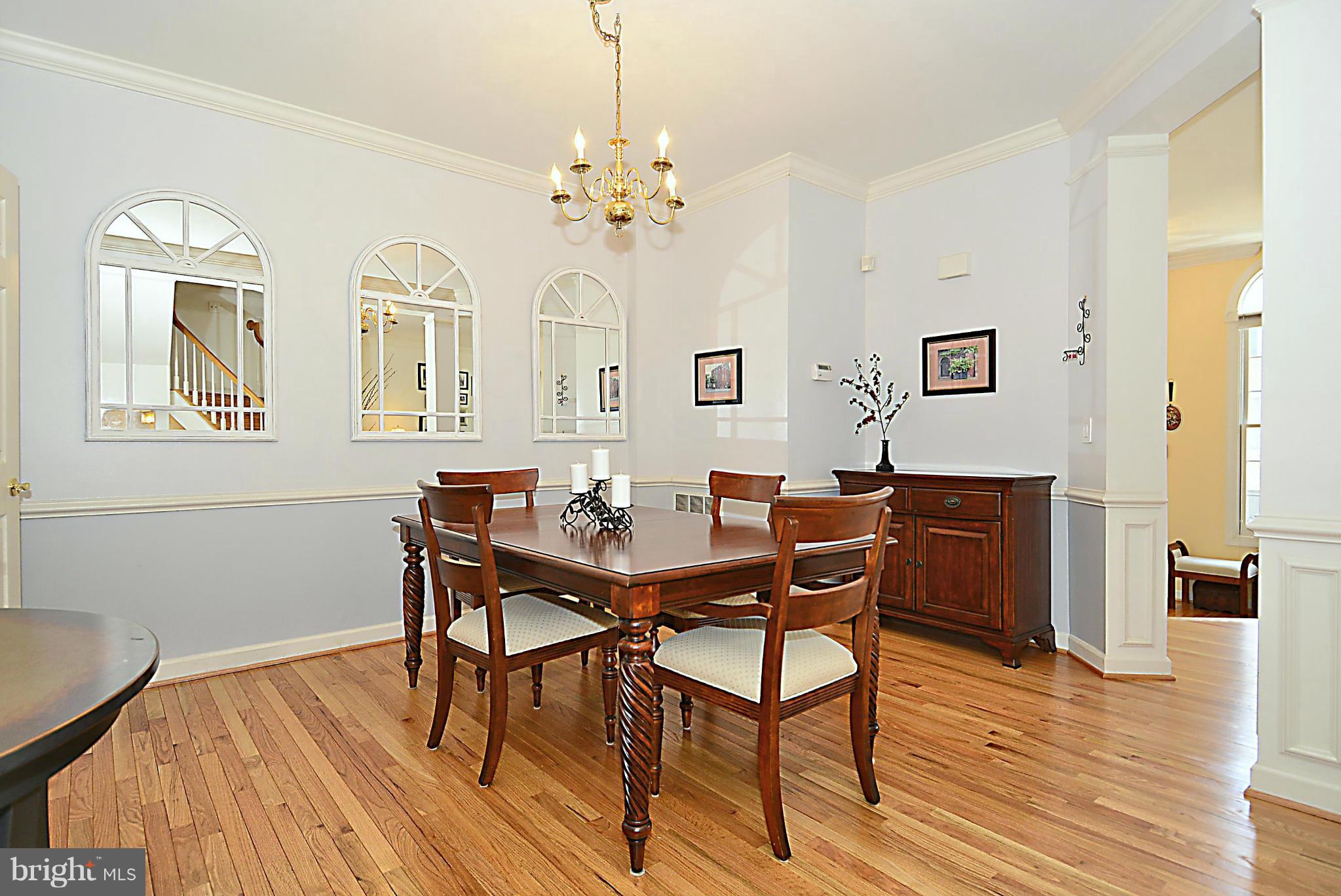 133 Roland Court Southwest, Unit 133 Vienna, VA 22180 - Photo 4 of 30 Dining Room