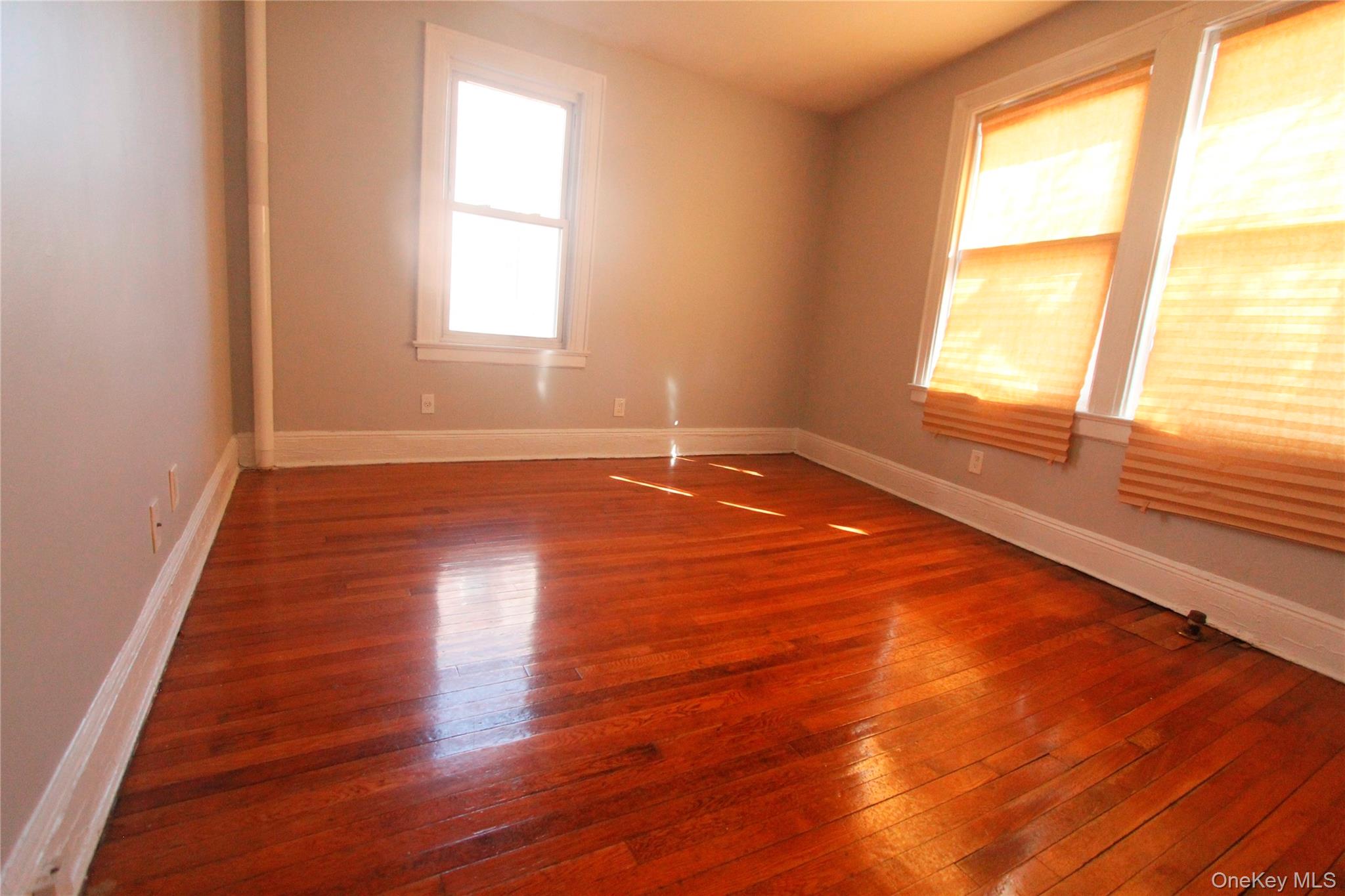 477 Merrick Road Lynbrook, NY 11563 - Photo 7 of 8
