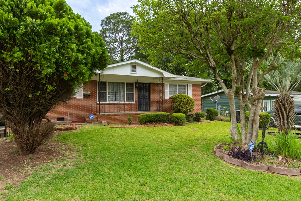 4534 Old Cusseta Road Columbus, GA 31903 - Photo 3 of 23