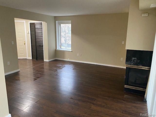 27244 Evergreen Road Southfield, MI 48076 - Photo 4 of 24 Gallery Image 4
