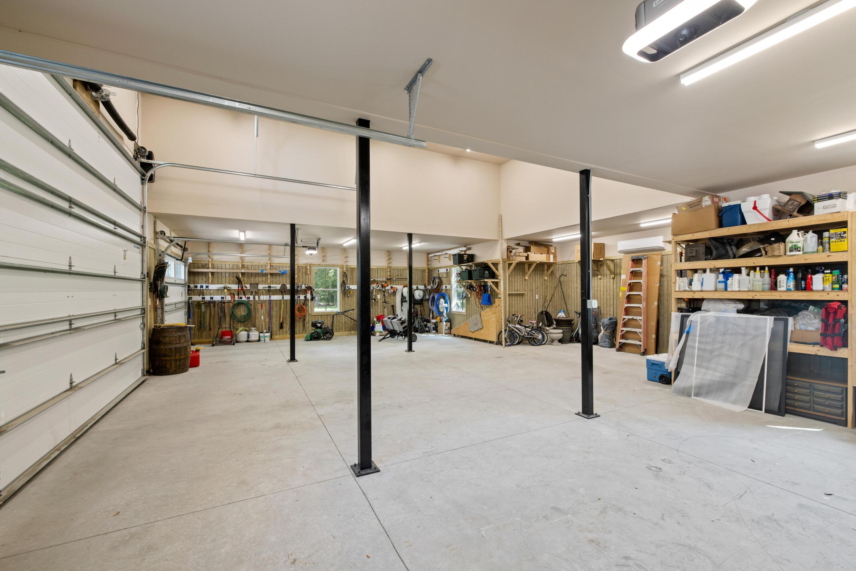 909 Butter Road Bonneau, SC 29431 - Photo 26 of 39 Carriage House interior