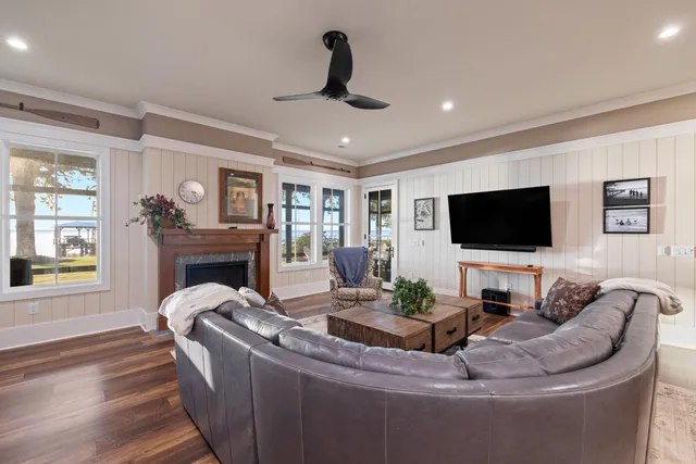 $1,995,000 | 909 Butter Road, Bonneau, SC 29431