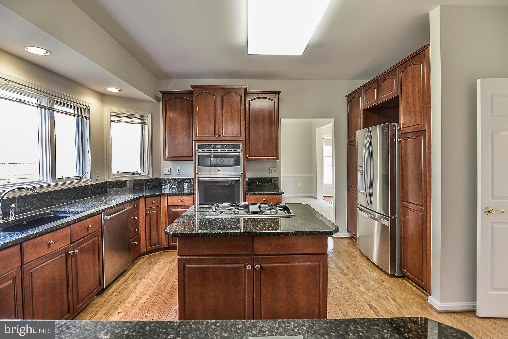 4412 Nuttall Road Fairfax, VA 22032 - Photo 12 of 32 Stainless steel appliances