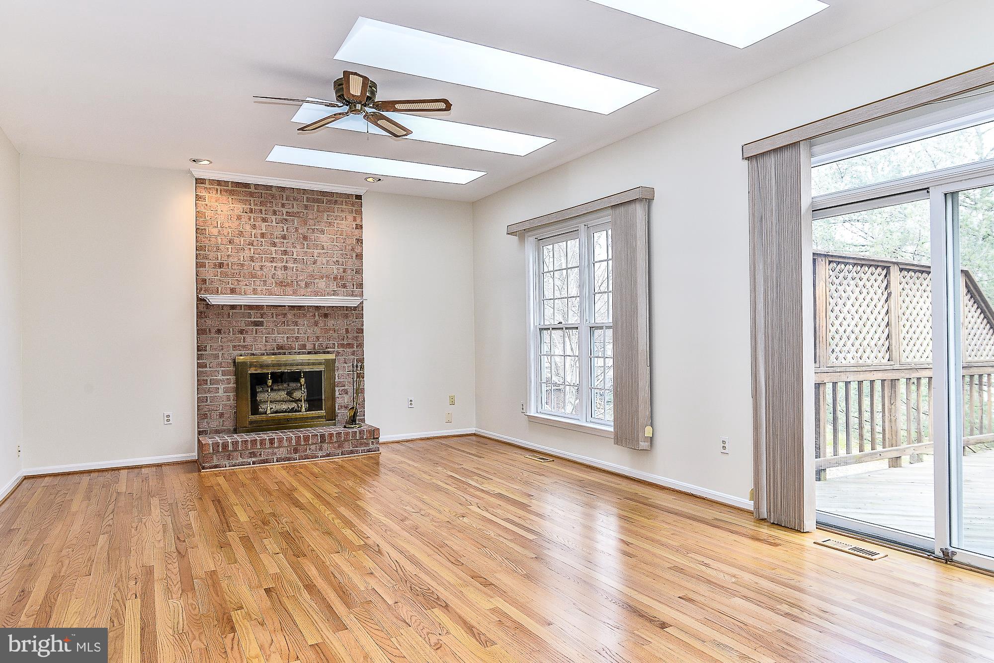 4412 Nuttall Road Fairfax, VA 22032 - Photo 15 of 32 Newly resurfaced hardwood flooring!