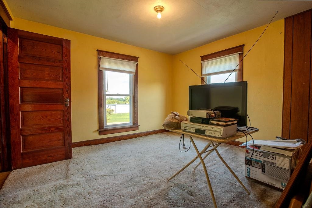 102 South Rock City Road German Valley, IL 61039 - Photo 15 of 27