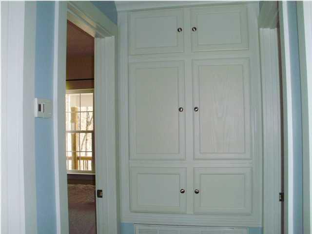 1595 Hendon Road Soddy Daisy, TN 37379 - Photo 5 of 20 Hall Cabinets