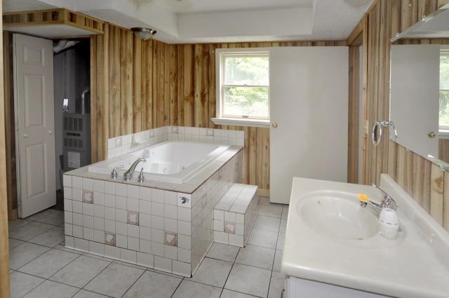 12715 Jones Road Delton, MI 49046 - Photo 9 of 24 Additional Photo