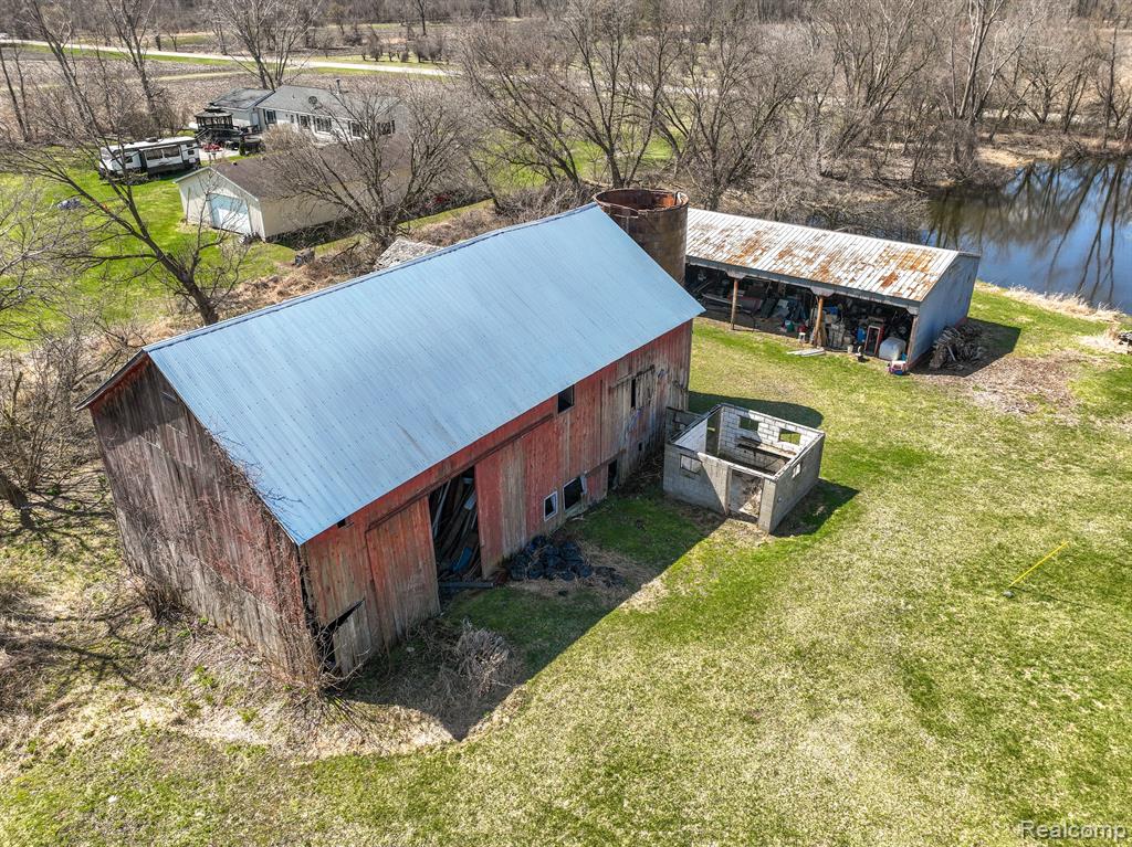9915 Van Buren Road Fowlerville, MI 48836 - Photo 16 of 26 Gallery Image 16