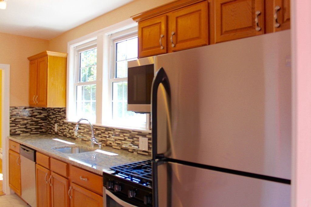 140 East Border Road Malden, MA 02148 - Photo 6 of 13 Gallery Image 6
