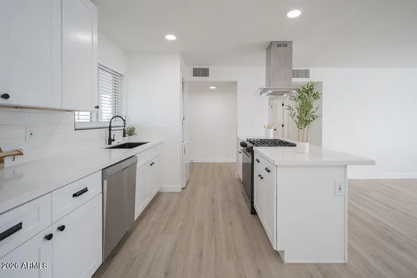 $495,000 | 4653 East Almeria Road, Phoenix, AZ 85008