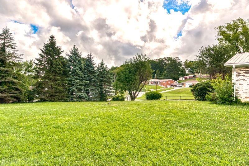 719 Mercer Road Rich Creek, VA 24147 - Photo 26 of 28 Gallery Image 26
