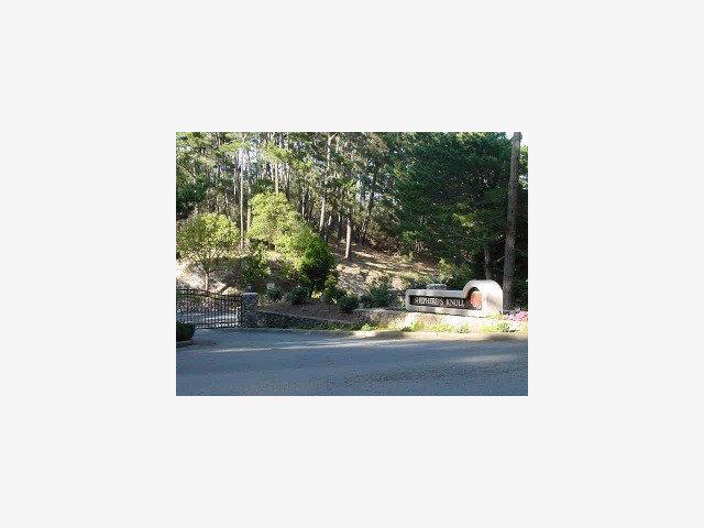 24 Shepherds Knoll Road, Unit 24 Monterey, CA 93940 - Photo 7 of 9