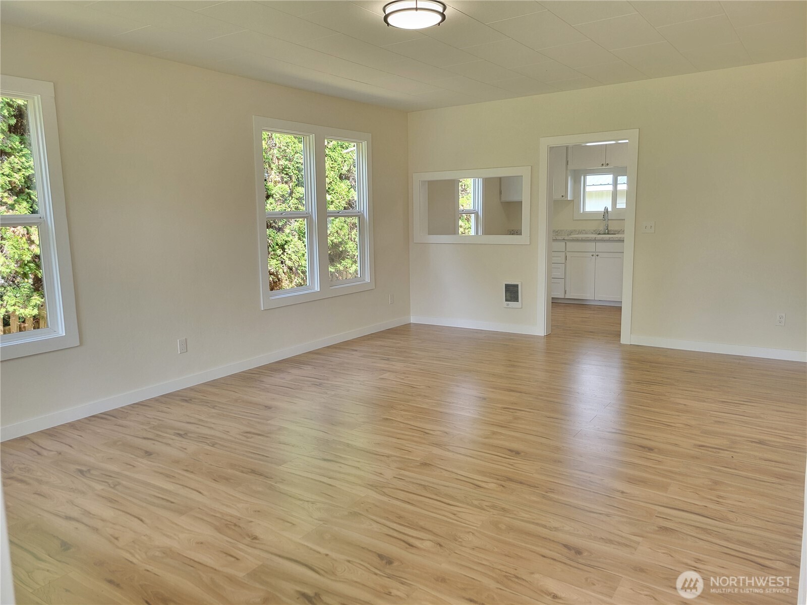 606 Market Street Satsop, WA 98541 - Photo 6 of 23