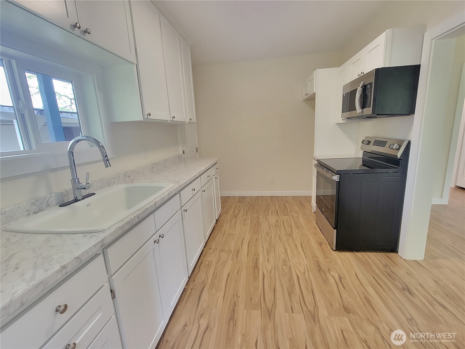 606 Market Street Satsop, WA 98541 - Photo 8 of 23