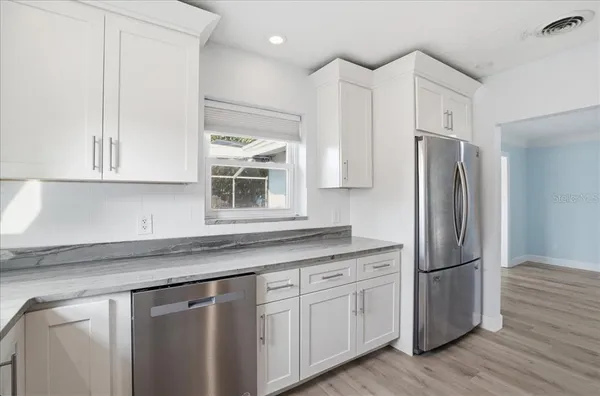 $3,600 | 5897 5th Street South, St. Petersburg, FL 33705