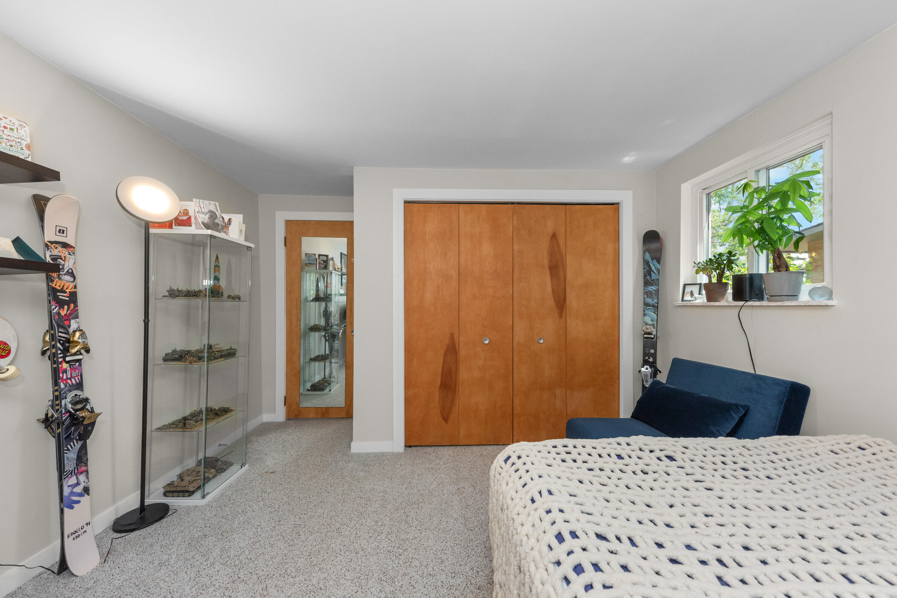 2740 Manchester Road Ann Arbor, MI 48104 - Photo 11 of 55 00__41