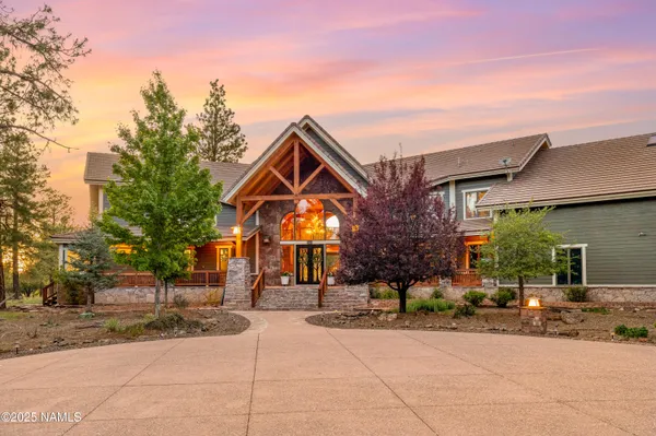 $3,300,000 | 150 East E Flat, Flagstaff, AZ 86001