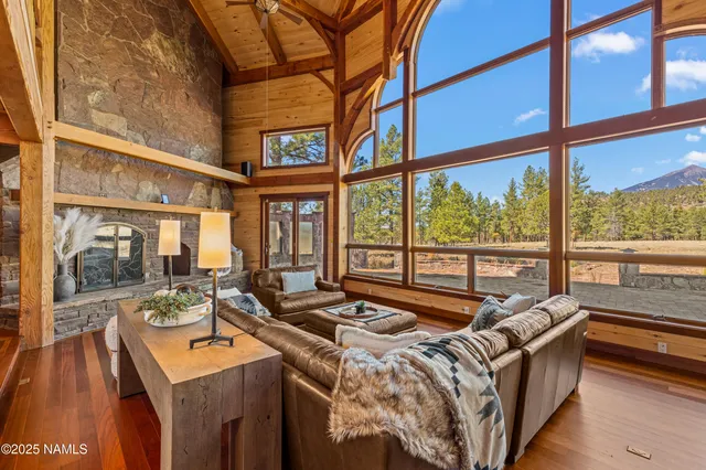 $3,499,999 | 150 East E Flat, Flagstaff, AZ 86001