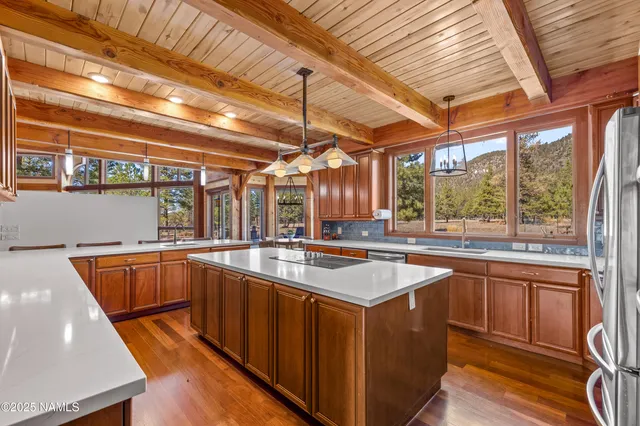 $3,499,999 | 150 East E Flat, Flagstaff, AZ 86001