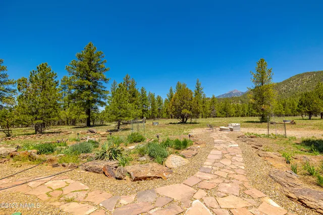 $3,499,999 | 150 East E Flat, Flagstaff, AZ 86001