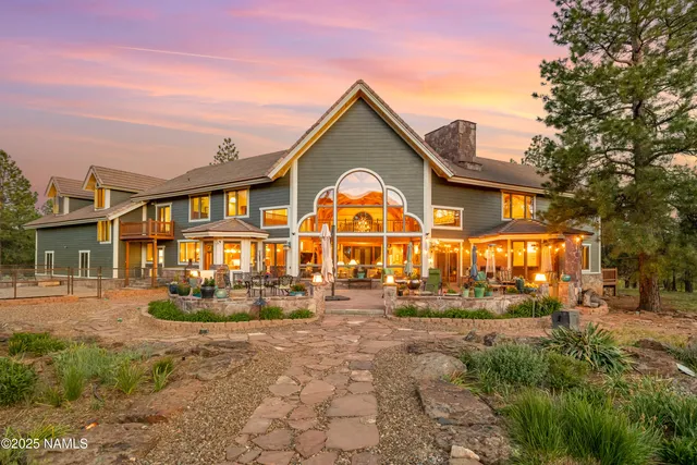 $3,499,999 | 150 East E Flat, Flagstaff, AZ 86001