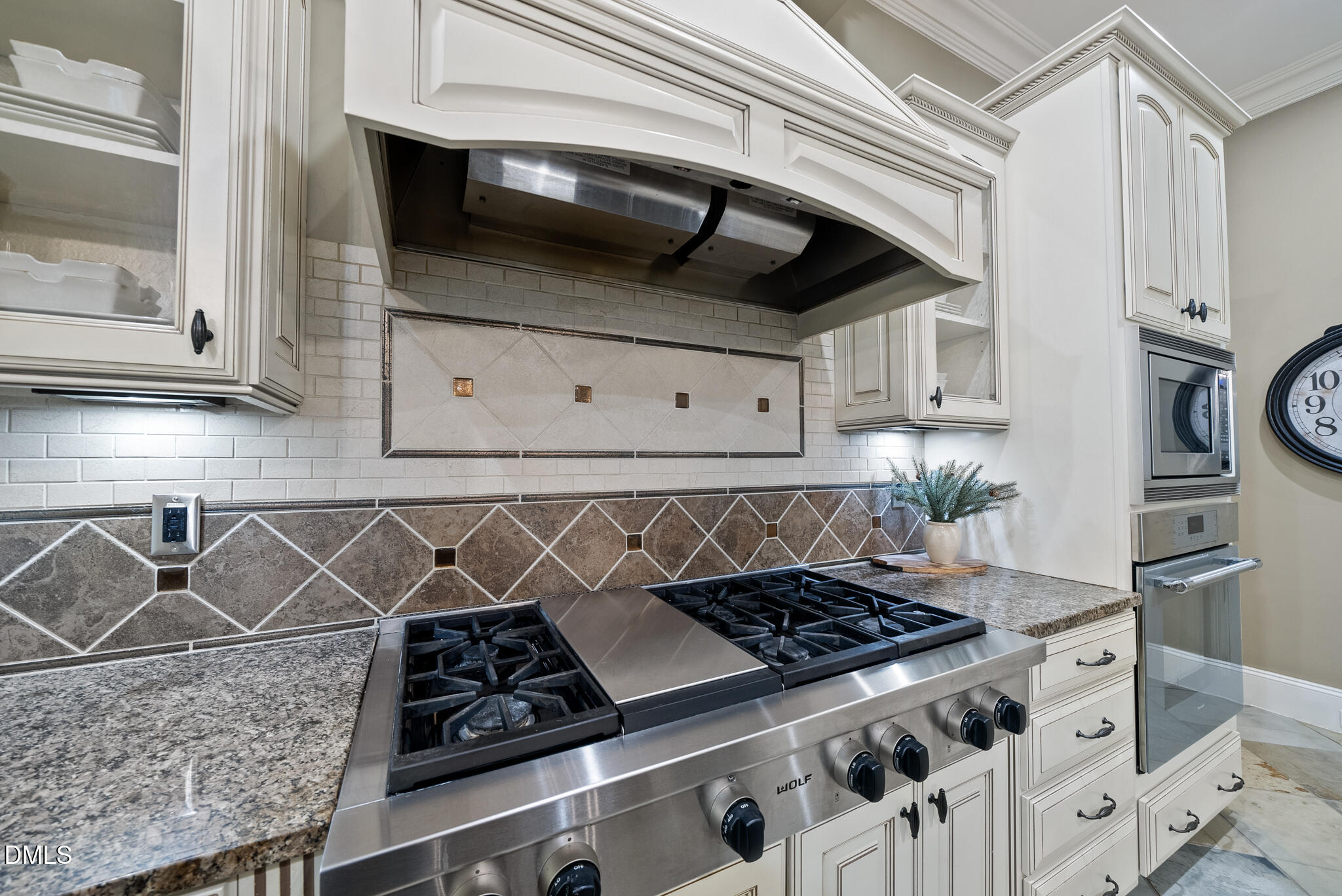 7313 Ryehill Drive Cary, NC 27519 - Photo 15 of 36 Kitchen
