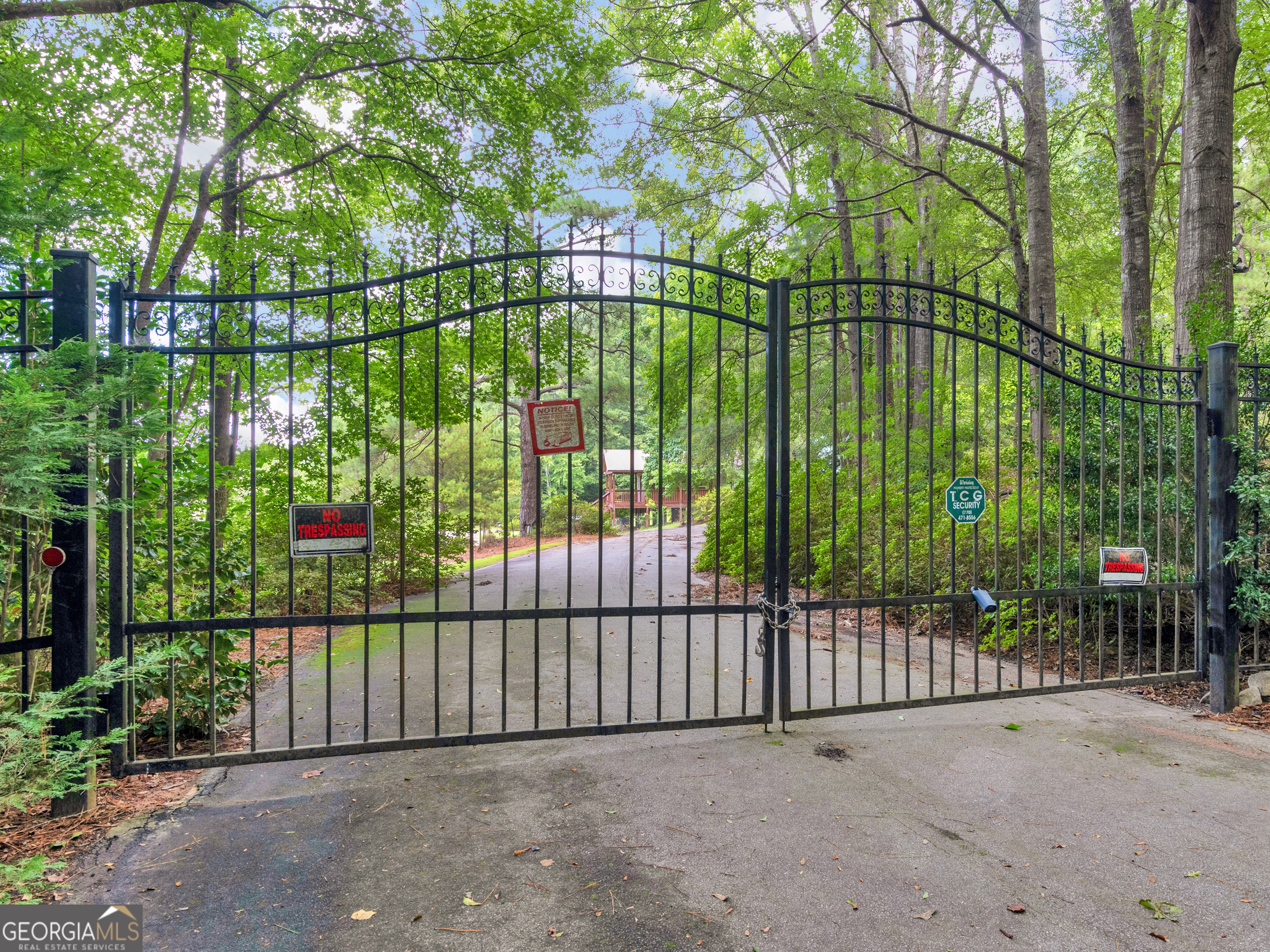 800 Rocky Point Road Covington, GA 30014 - Photo 3 of 37