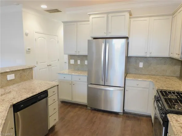 $1,750 | 3521 Timbergate Lane, High Point, NC 27265