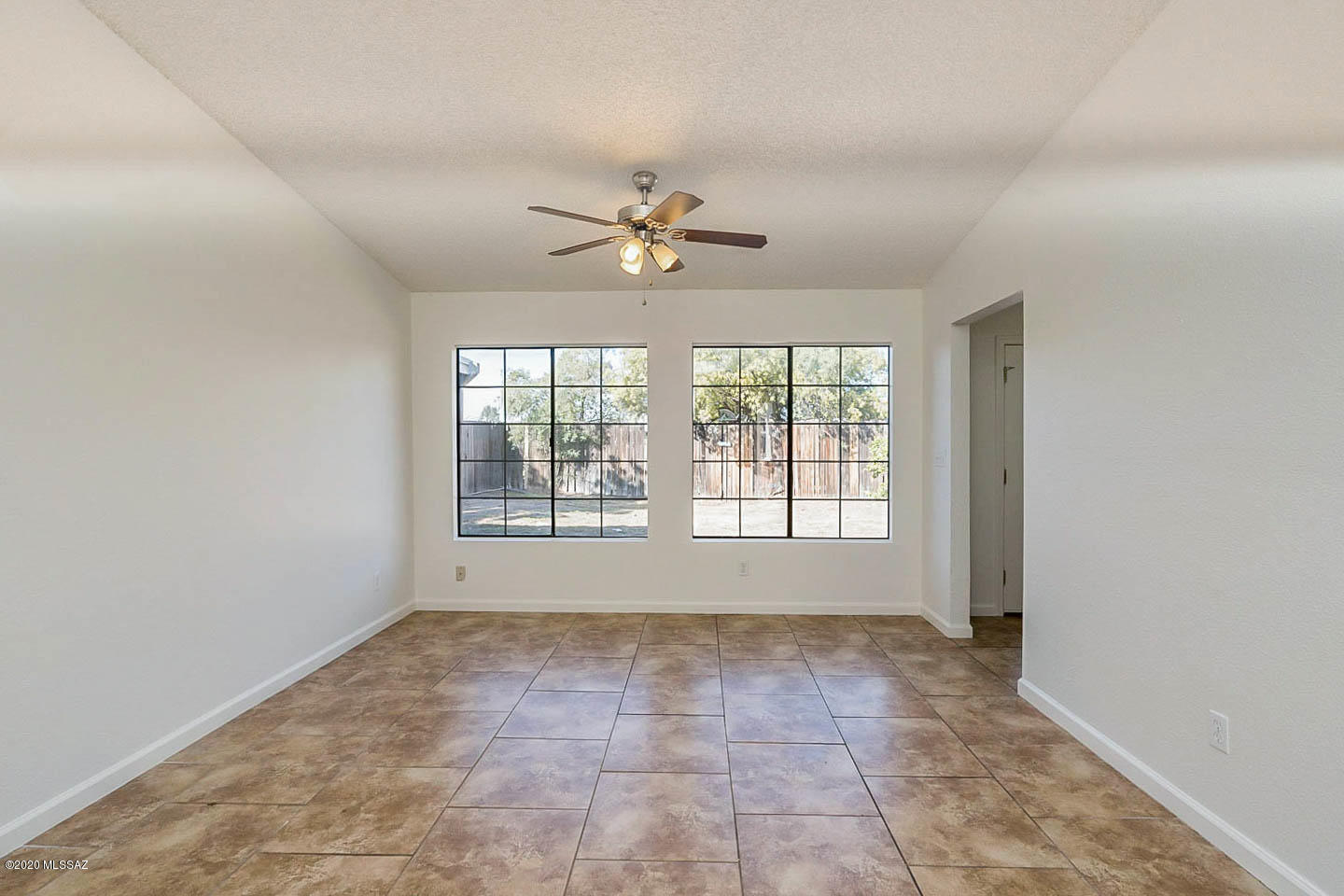 3436 West Raintree Drive Tucson, AZ 85741 - Photo 2 of 34