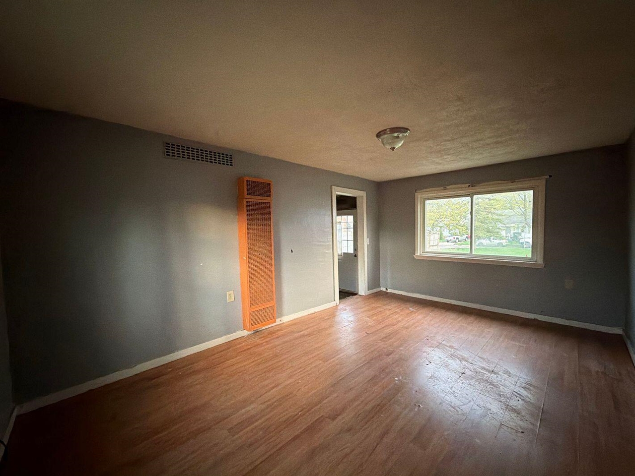 46 Oriole Road Pontiac, MI 48341 - Photo 2 of 26