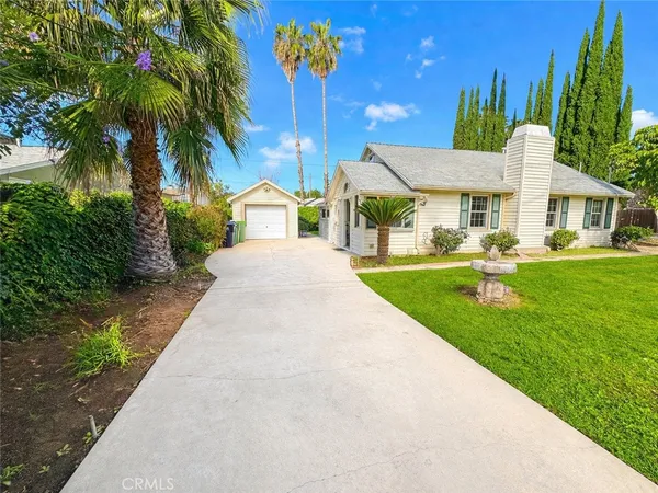 $3,195 | 7445 Orion Avenue, Unit 1, Van Nuys, CA 91406