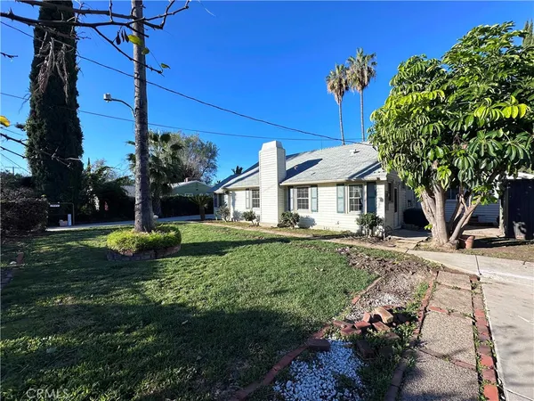 $3,195 | 7445 Orion Avenue, Unit 1, Van Nuys, CA 91406