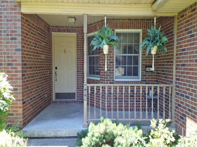 806 Quail Ridge Circle Vincennes, IN 47591 - Photo 2 of 22 Gallery Image 2