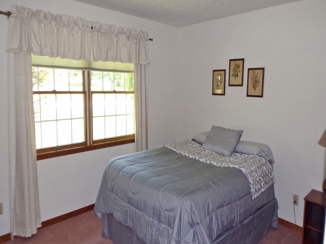 806 Quail Ridge Circle Vincennes, IN 47591 - Photo 11 of 22 Gallery Image 11