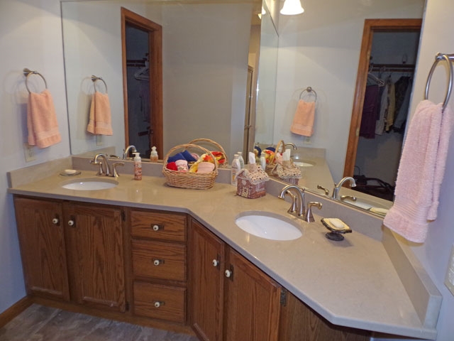 806 Quail Ridge Circle Vincennes, IN 47591 - Photo 15 of 22 Gallery Image 15