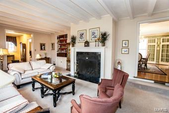 406 West Jackson Road Webster Groves, MO 63119 - Photo 2 of 37 Gallery Image 2