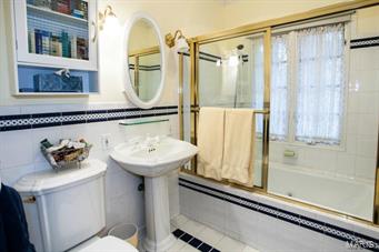406 West Jackson Road Webster Groves, MO 63119 - Photo 25 of 37 Gallery Image 25